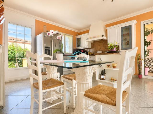 Balaruc les Bains Villa de 157m2 sur 560m2 de terrain avec piscine