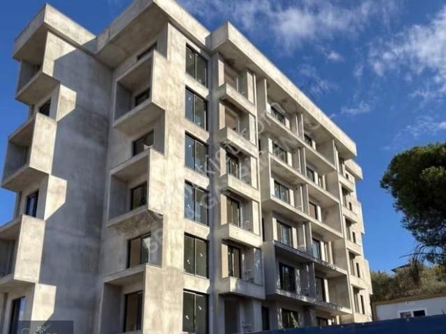Balatçık Mahallesi 1+1 Satılık Bahçeli Daire