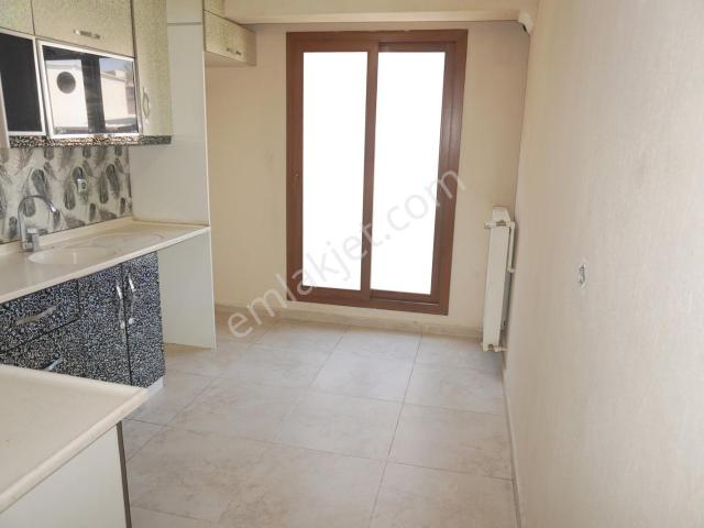 Balatçıkda Kiralık Fiyat Düştü 2+1 Doğalgazlı+balkonlu Serkandan