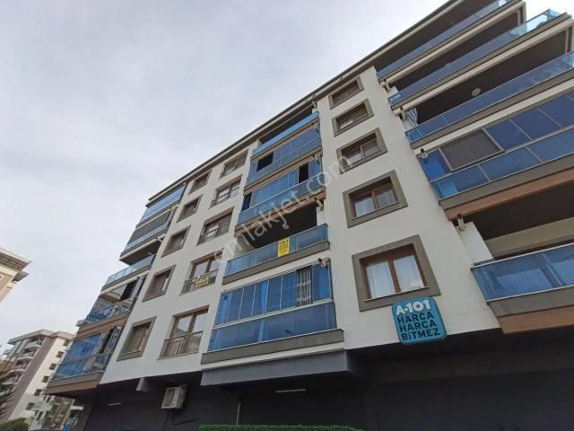 Balatçık'ta Meydan Cepheli, Geniş 2+1 Lüks Daire otoparklı