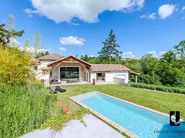 Balbigny 42510 Achat / Vente maison 6 pièces t6 au dernier étage terrasse