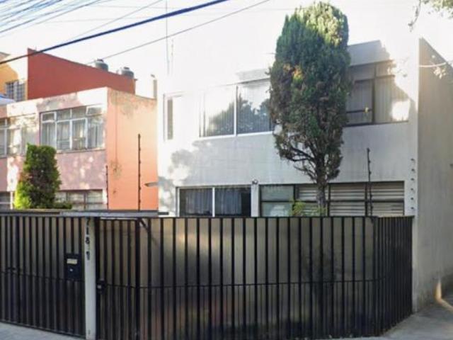 CASA EN VENTA BALBOA 718 | PORTALES SUR