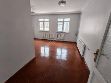 Balcıoğlundan Kartaltepe Mahallesinde Kiralık 100 M2 2+1 Daire