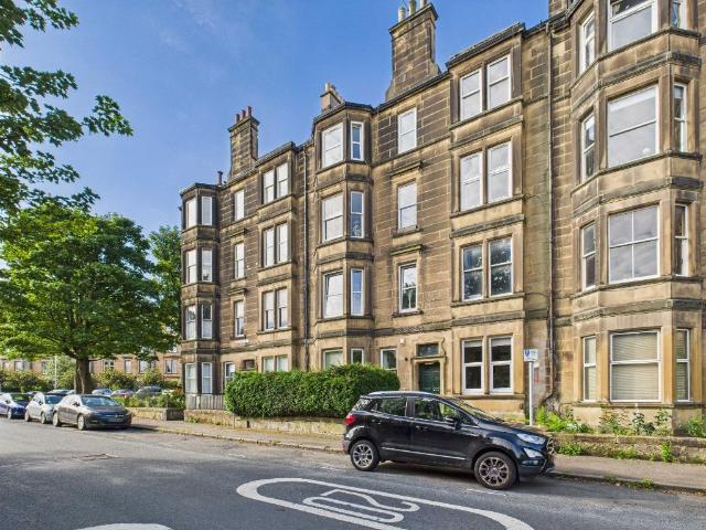 Balcarres Street, Morningside. 2 bed flat to rent £1,525 pcm £352 pw