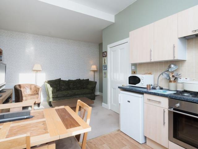 Balcarres Street, Edinburgh, EH10 5JG