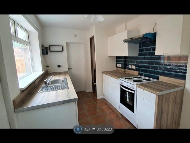 Balderton Gate, Newark NG24, 1 bed flat to rent, £700 pcm | PrimeLocation