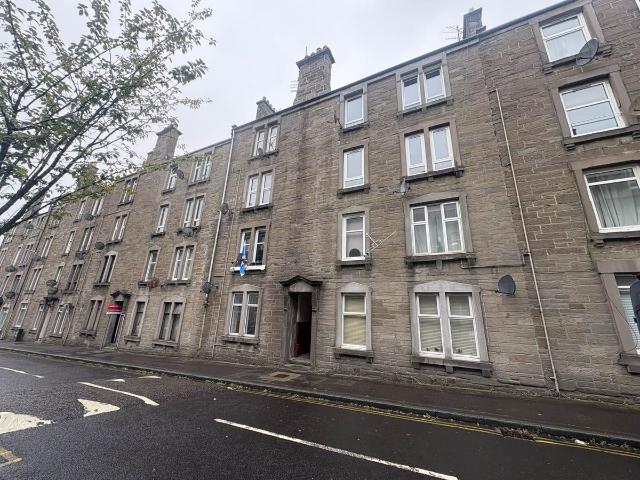 Baldovan Terrace, Dundee DD4, 2 bed property to rent, £750 pcm | PrimeLocation