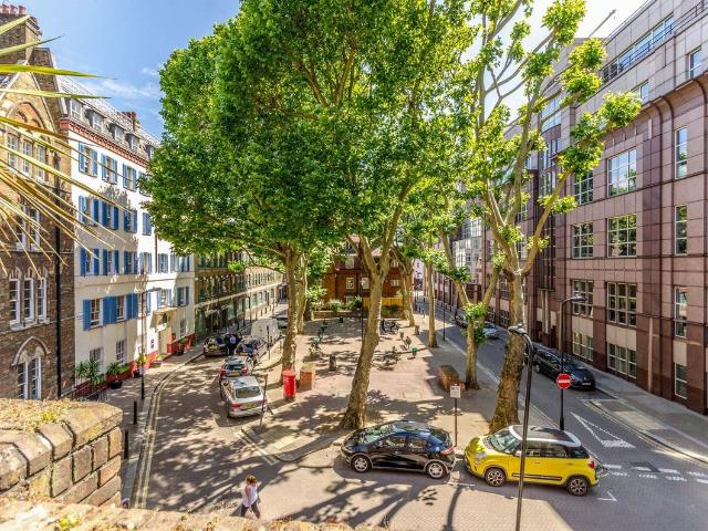 Baldwin Gardens, Holborn, London EC1N, 3 bed flat to rent, £5,000 pcm | PrimeLocation