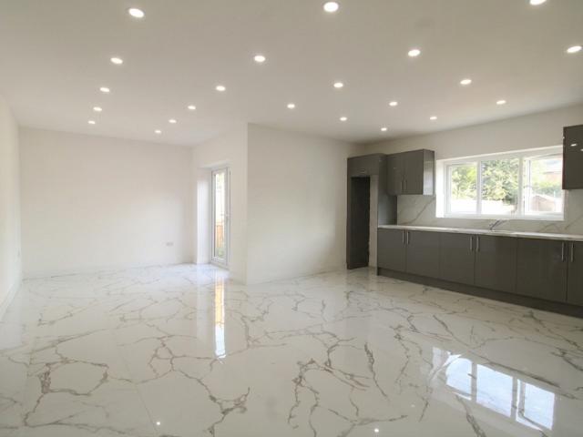 Baldwin Road, Leicester LE2, 4 bed property to rent, £1,700 pcm | PrimeLocation
