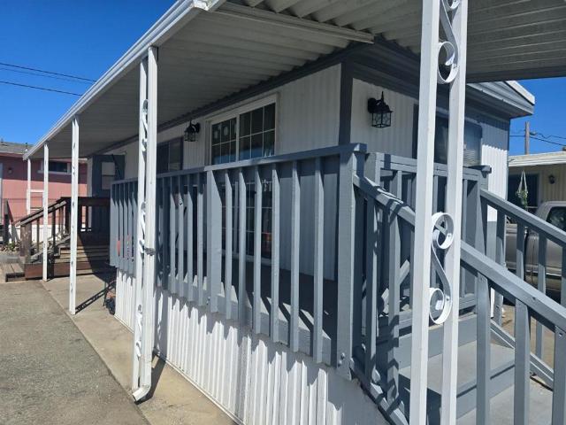 1117 Baldwin Street 35