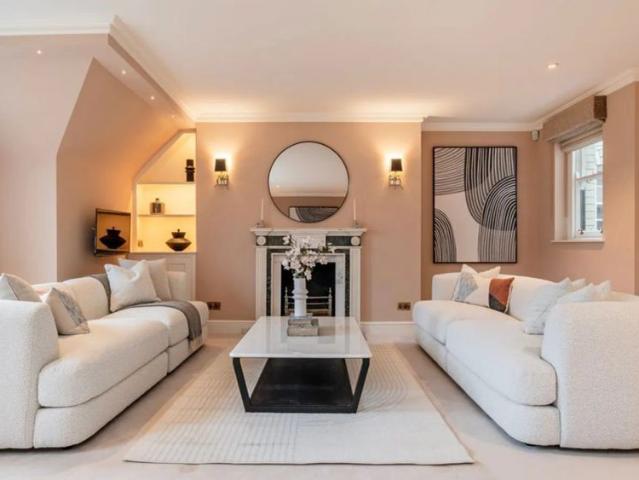 Balfour Place, Mayfair, W1K