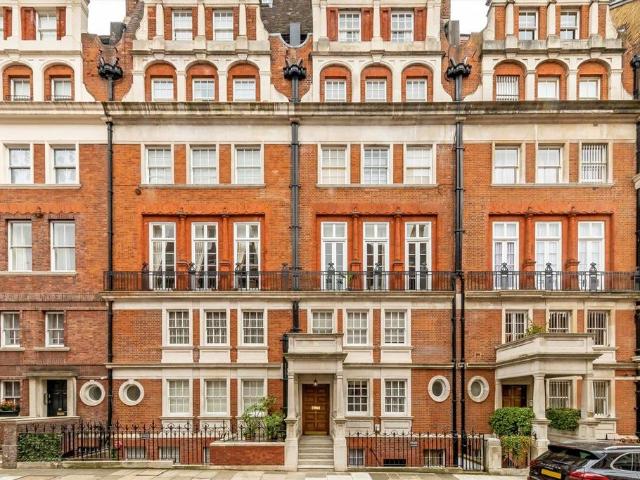 Balfour Place, London W1K 2 bed flat to rent £6,000 pcm £1,385 pw