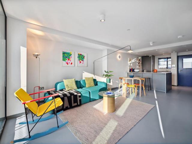Balfron Tower, 7 St Leonards Road. 1 bed flat to rent £2,130 pcm £492 pw