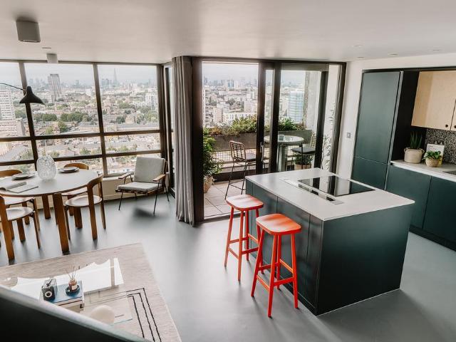 Balfron Tower, 7 St Leonards Road. 2 bed flat to rent £2,530 pcm £584 pw