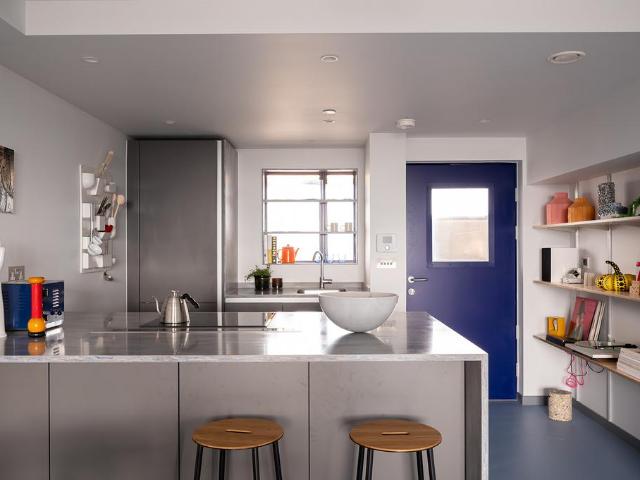 Balfron Tower, 7 St Leonards Road. 3 bed flat to rent £3,775 pcm £871 pw