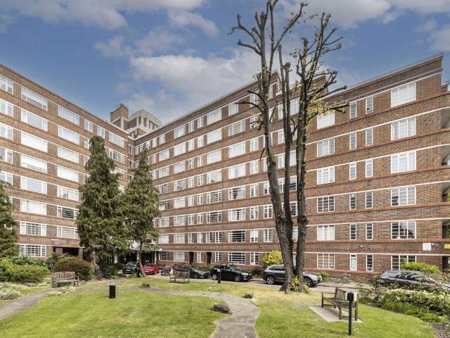 Balham High Road, Balham SW17, 1 bed flat to rent, £2,250 pcm | PrimeLocation