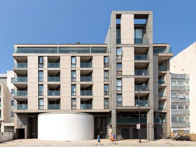 Balham Hill, Balham SW12, 1 bed flat to rent, £2,750 pcm | PrimeLocation