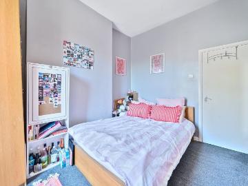 Balham Hill, London SW12, 4 bed flat to rent, £4,000 pcm | PrimeLocation