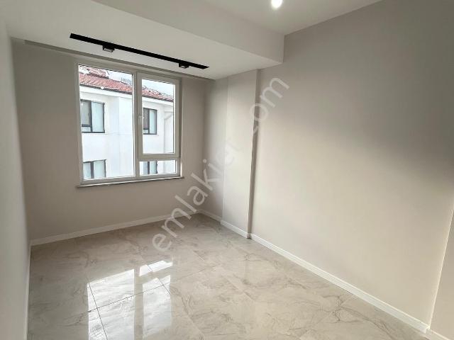Balkan Gündüzden Çevre Yolu Dibinde Lüks Kiralık 1+1 Daire