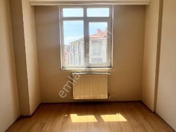 Balkan Gündüzden Eğitimciler Caddesinde 2+1 Daire