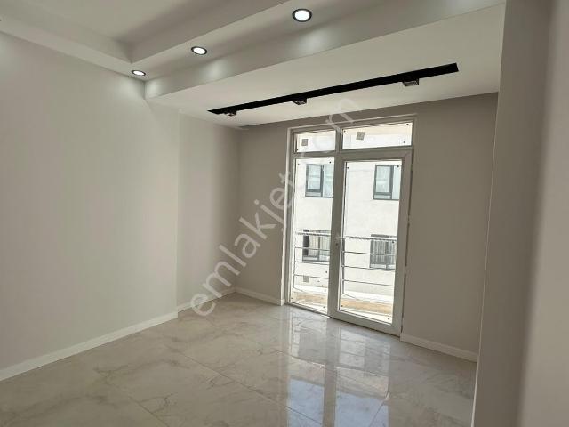 Balkan Gündüzden Esentepede Kiralık Lüks 1+1 Daire