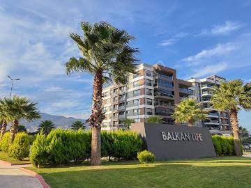 Balkan Life'ta Satılık Sıfır 3+1 Özel Teraslı Lüks Daire
