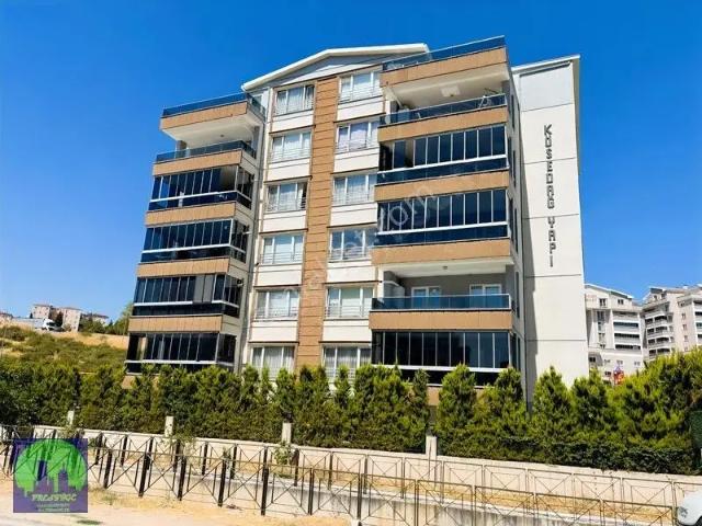 Balkanda Önü Açık Kullanışlı Geniş Kiralık 3+1 Daire