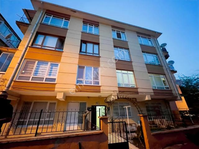 Balkiraz Mahallesi Şebeke Sokak'ta 3+1 Eşyalı Kiralık Daire