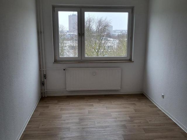 Balkonwohnung im 2. Stock mit 2 Schlafzimmern in Laatzen