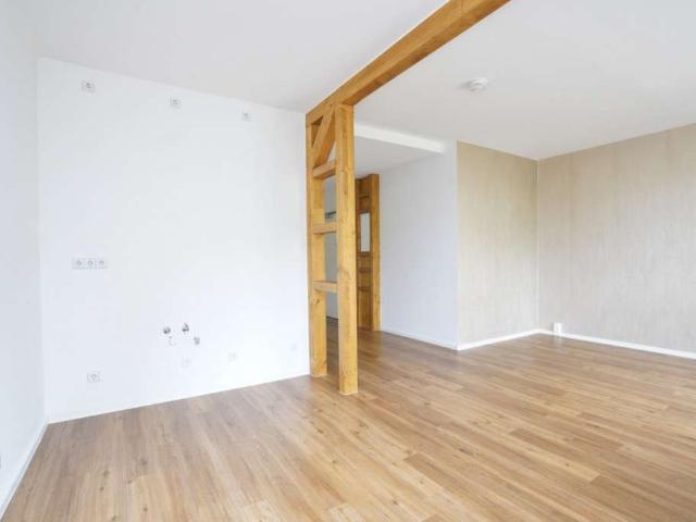 Balkon / Am Teich / Modern