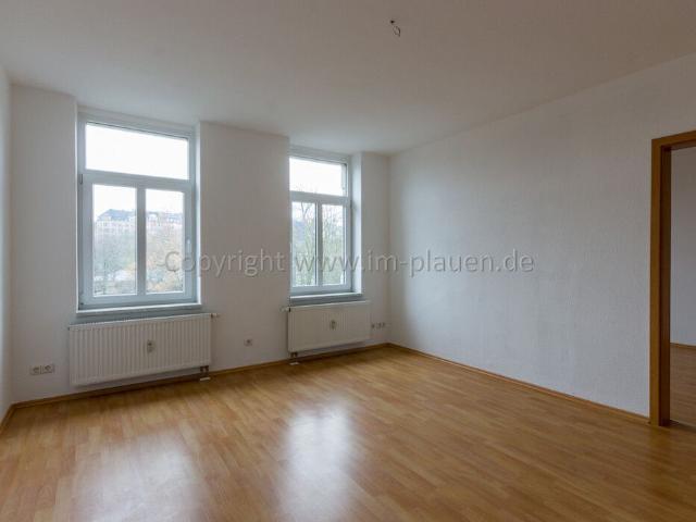 Balkon Badewanne Dusche Tageslichtbad | 2 Zimmer Wohnung Plauen Syratal
