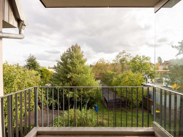 Balkon | Fußbodenheizung | Einbauküche | Bad mit Dusche | Tiefgarage | ab sofort