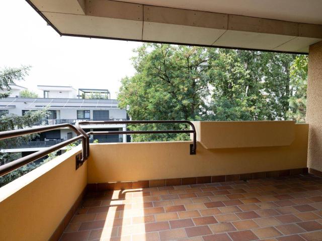 BALKON I TIEFGARAGE I ABSOLUTE RUHELAGE I PARK ANLAGE I LICHTDURCHFLUTET I FAMILIENWOHNUNG I PROJEKT WOHNEN