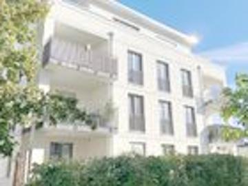 Balkon, Lift & TG / direkt an der Elbe / EBK möglich