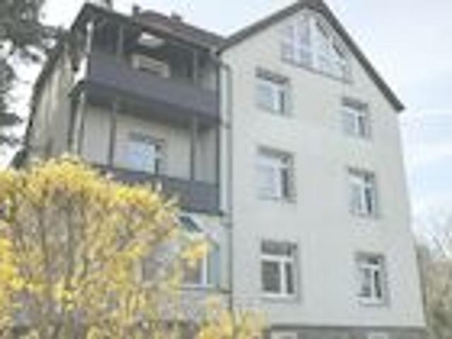 Balkon & Wanne: 2 Zi. Wohnung in Loschwitz