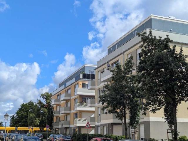 Balkon und EBK: 2 Zi Wohnung in Löbtau