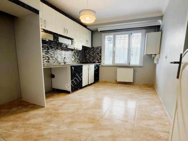 Balkonlu 2+1 Yüksek Giriş Kiralık Daire