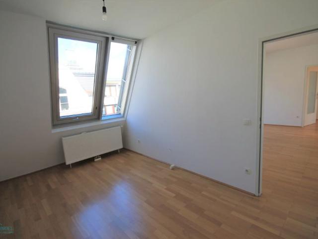 BALKONMIETE NÄHE LIECHTENSTEINSTRASSE