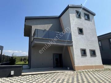 Ballıca'da 7 Villalık Özel Sitede Müstakil Havuzlu Lüks Villa