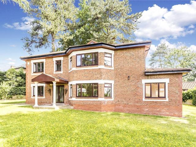 Ballard Close, Kingston Upon Thames, Surrey KT2, 5 bed detached house to rent, £6,000 pcm | PrimeLocation