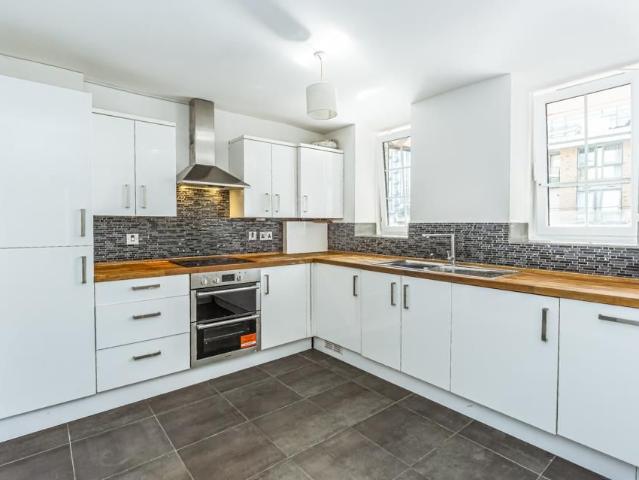 Ballard House, Greenwich SE10, 2 bed flat to rent, £2,000 pcm | PrimeLocation