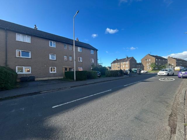 Ballindean Road, Dundee DD4, 2 bed flat to rent, £650 pcm | PrimeLocation