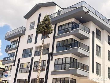 BALLIBABA SOKAKTA SATILIK SIFIR 1+1 DAİRE