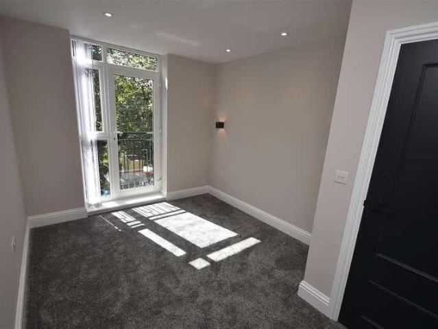 Balls Road, Oxton, CH43