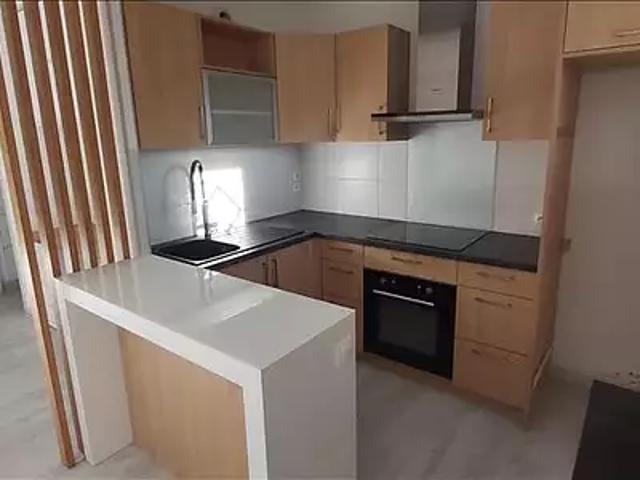 Balma 31130 Location appartement 2 pièces t2 au dernier étage terrasse