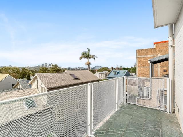 Balmain, 1/333 Darling Street
