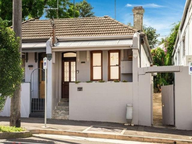 Balmain, 82 Mullens Street