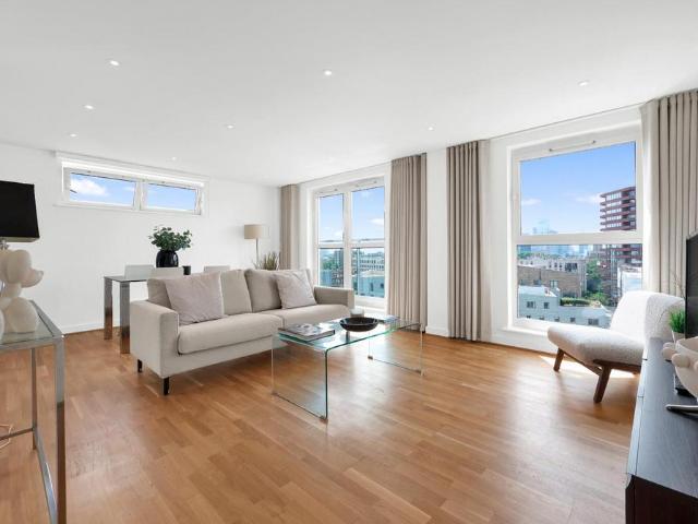 Balmes Road, Islington, N1 3 bed apartment to rent £4,000 pcm £923 pw