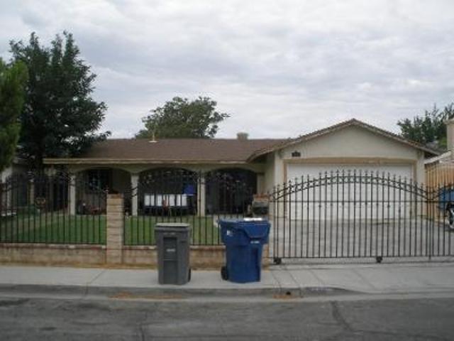Balmont St