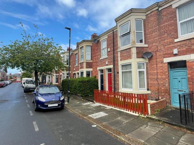 Balmoral Terrace, Newcastle Upon Tyne NE6, 2 bed flat to rent, £1,000 pcm | PrimeLocation